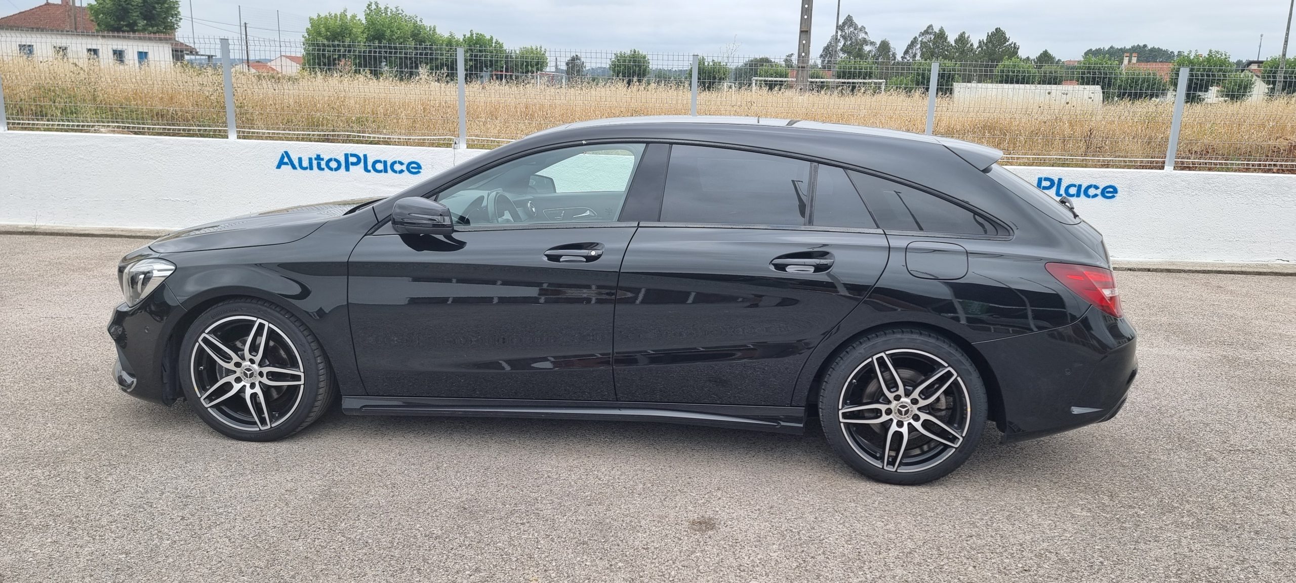Mercedes CLA 180d SB AMG — foto 2