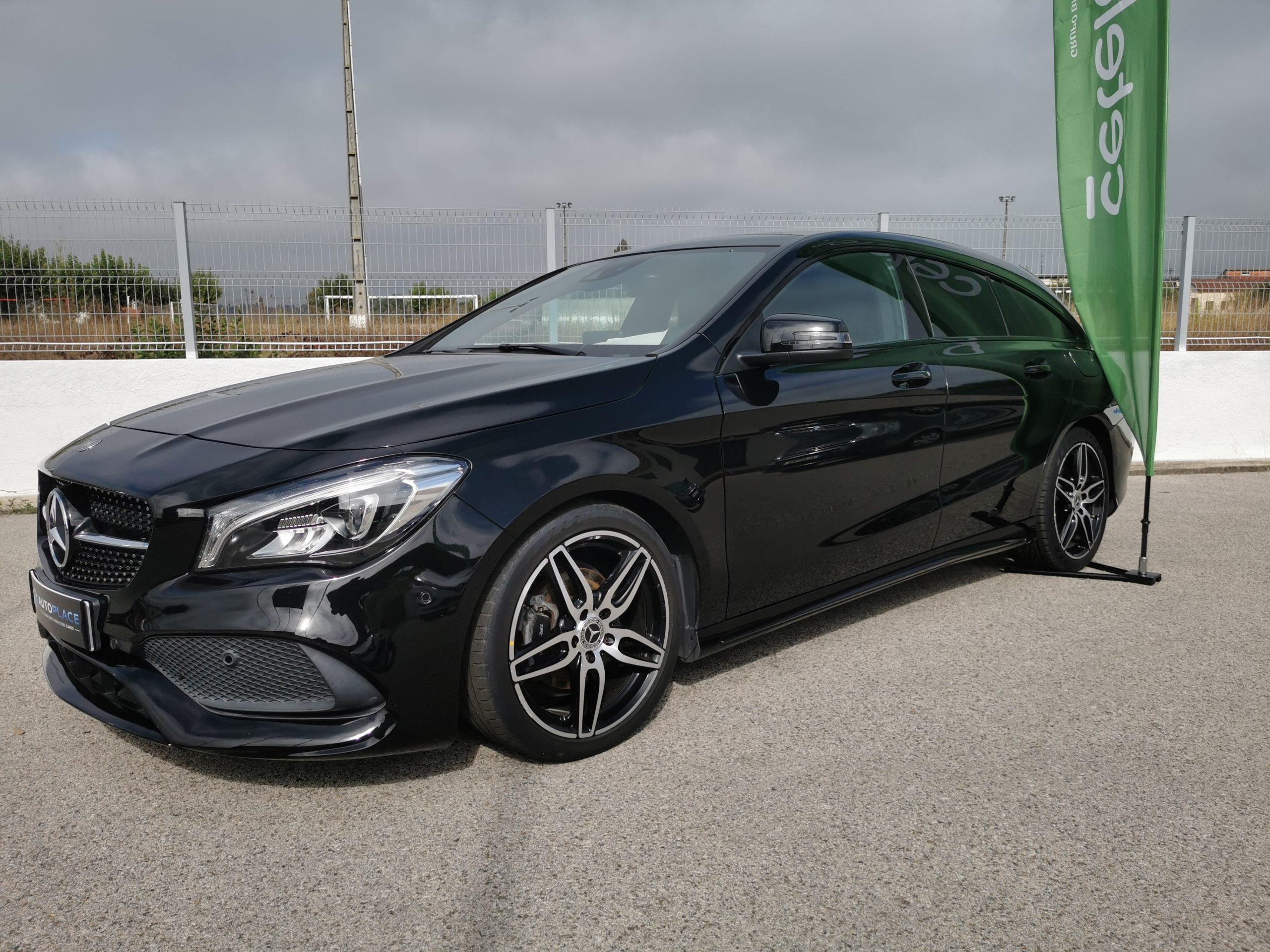 Mercedes CLA 180d SB AMG — foto 4